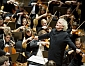Bundesjugendorchester in der Berliner Philharmonie umjubelt – Erstmals unter Simon Rattle – BJO-Stiftung gegründet