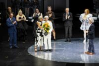 Matthias Wohlbrecht und Operndirektorin Nicola Braunger