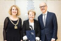 Marin Alsop (M.), mdw-Ehrenmitglied